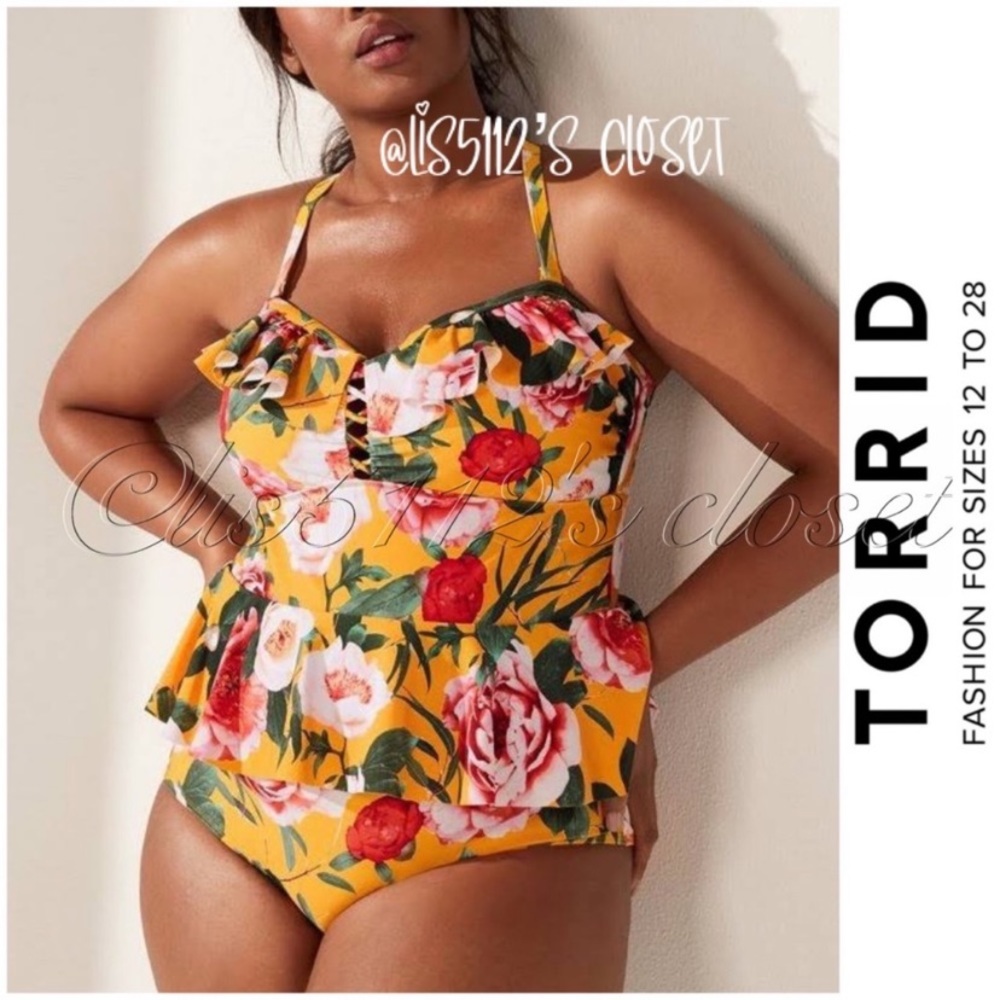 Torrid Golden Yellow Floral Ruffled Peplum Skirted Wireless Swimsuit 4X 26 26W